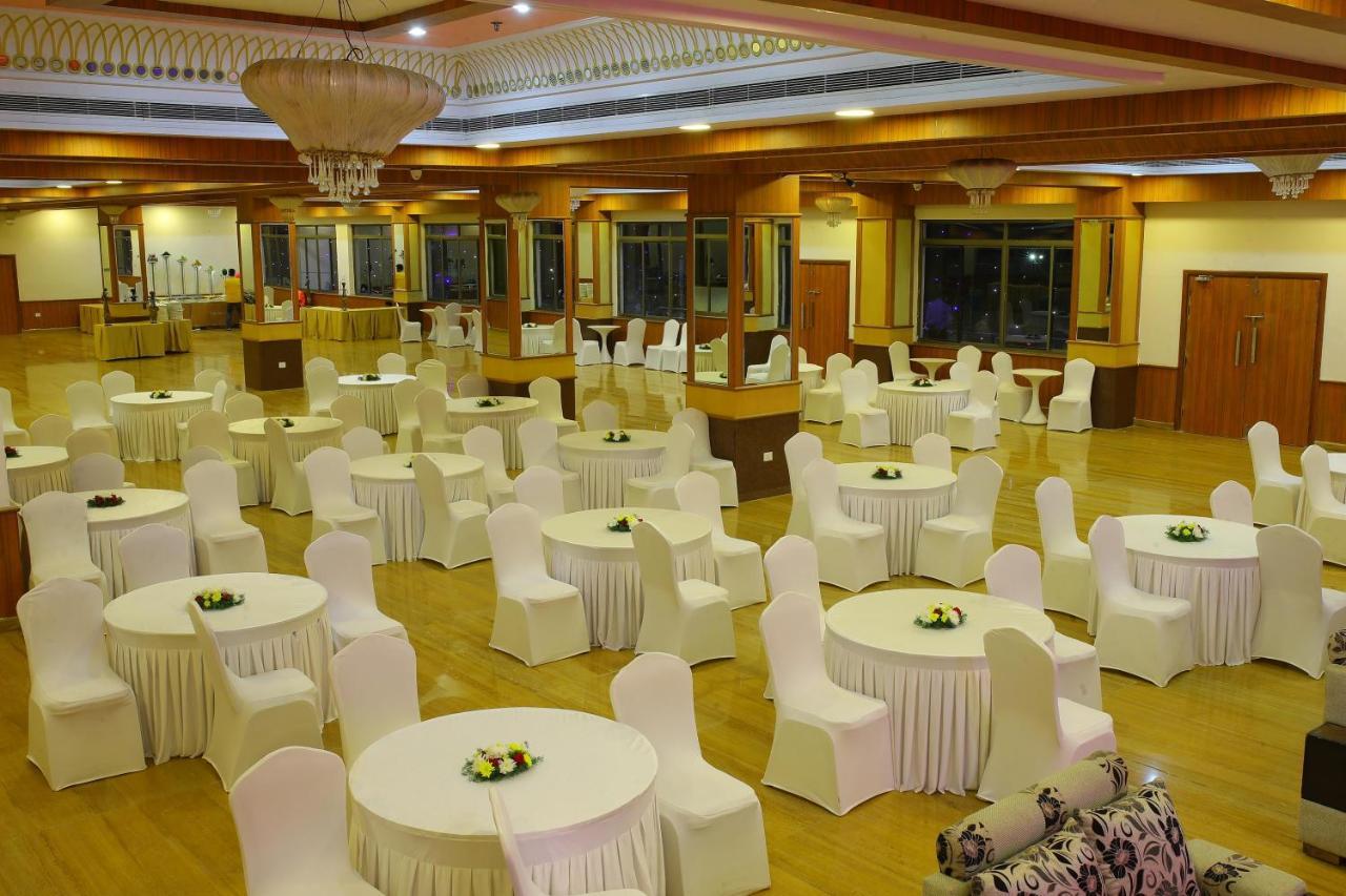 Bay View Hotel Vizag Visakhapatnam Dış mekan fotoğraf