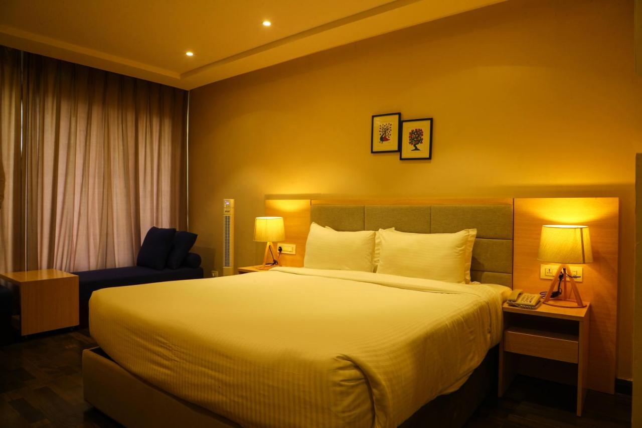 Bay View Hotel Vizag Visakhapatnam Dış mekan fotoğraf