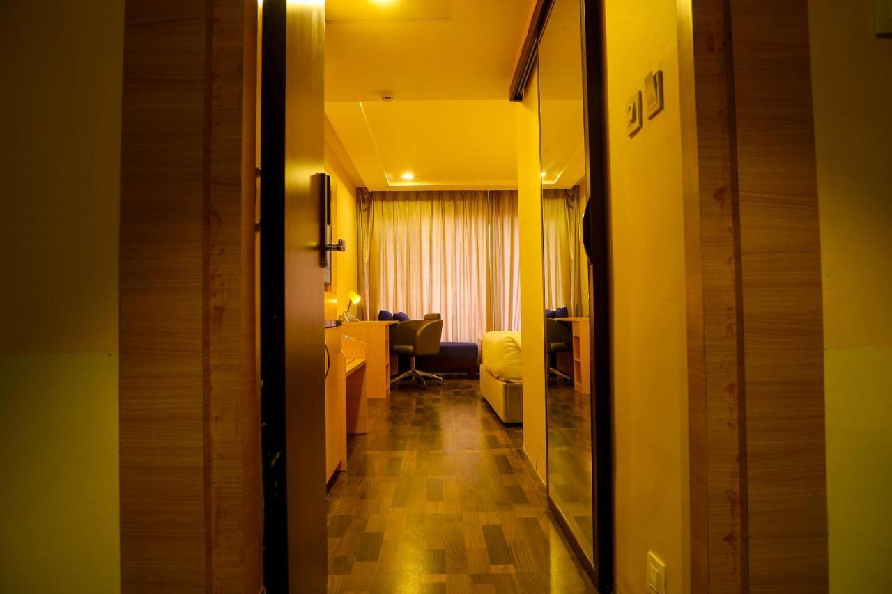 Bay View Hotel Vizag Visakhapatnam Dış mekan fotoğraf