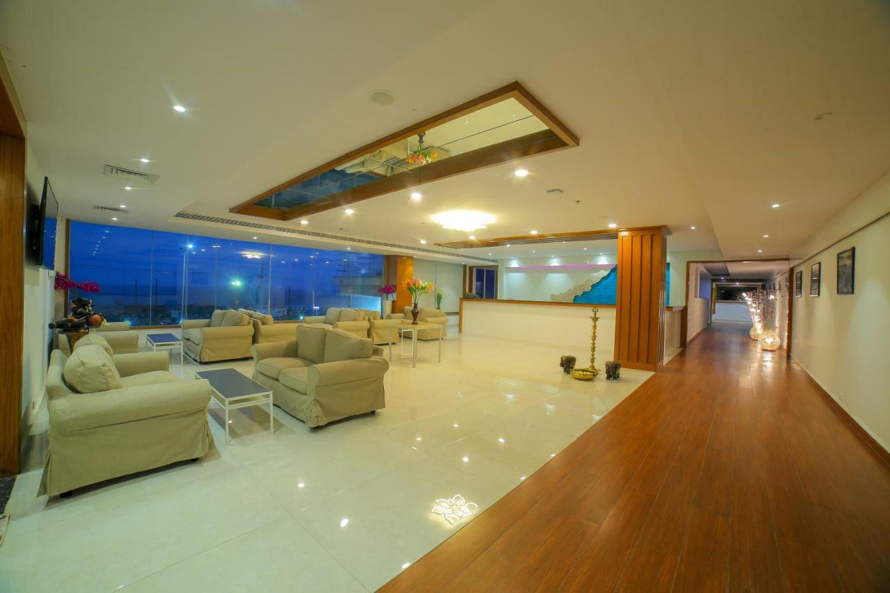 Bay View Hotel Vizag Visakhapatnam Dış mekan fotoğraf