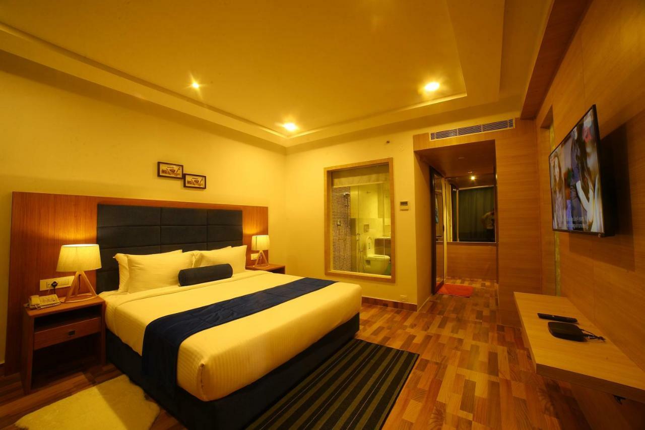 Bay View Hotel Vizag Visakhapatnam Dış mekan fotoğraf