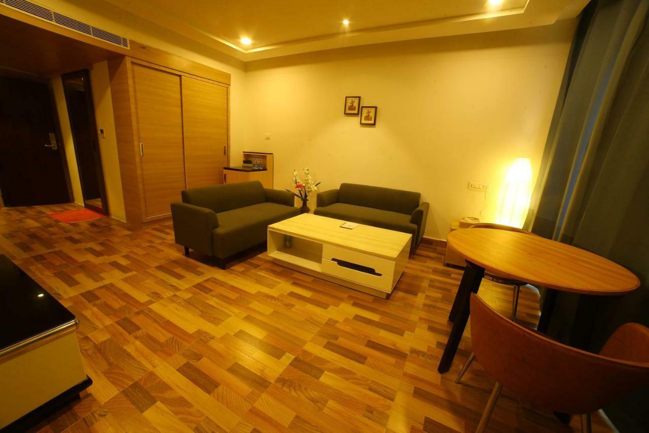 Bay View Hotel Vizag Visakhapatnam Dış mekan fotoğraf