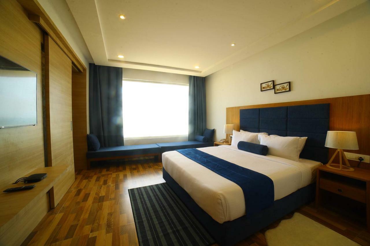 Bay View Hotel Vizag Visakhapatnam Dış mekan fotoğraf